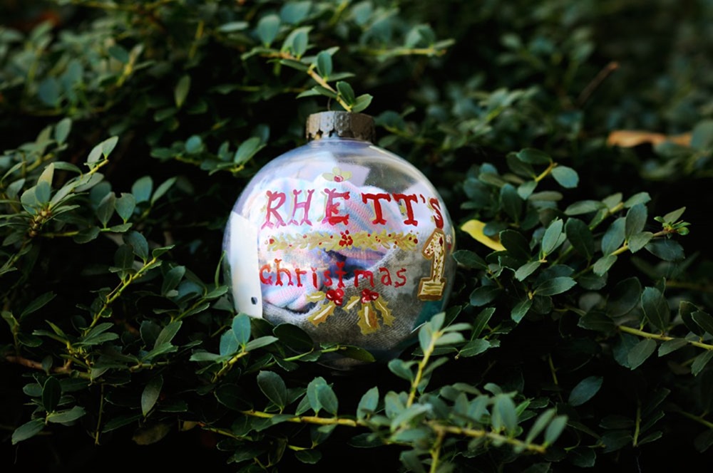 Baby's first ornament craft diy momento 