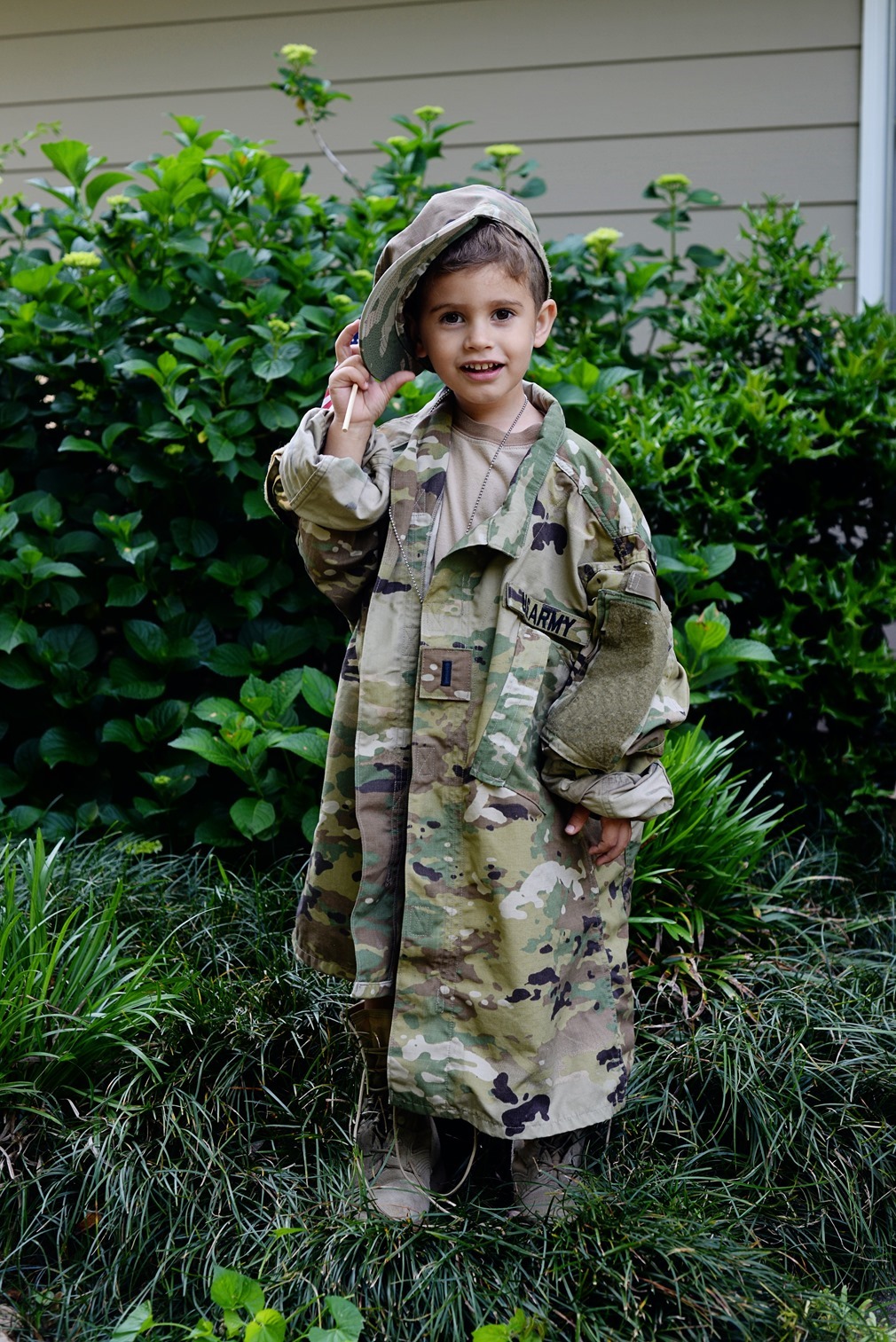 Army kids in dads uniform (6)